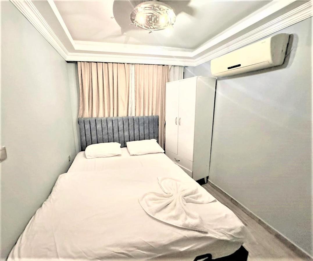 Flats And Rooms Near Taksim Square Istambul Quarto foto